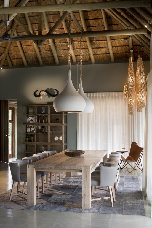 Mhondoro Safari Lodge & Villa Welgevonden Doğa Koruma Alanı Dış mekan fotoğraf