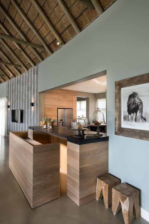 Mhondoro Safari Lodge & Villa Welgevonden Doğa Koruma Alanı Dış mekan fotoğraf