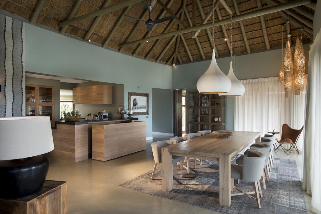 Mhondoro Safari Lodge & Villa Welgevonden Doğa Koruma Alanı Dış mekan fotoğraf