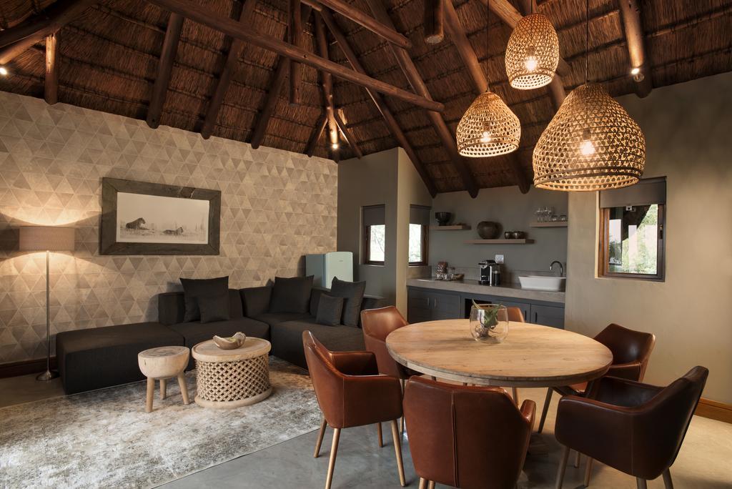 Mhondoro Safari Lodge & Villa Welgevonden Doğa Koruma Alanı Dış mekan fotoğraf
