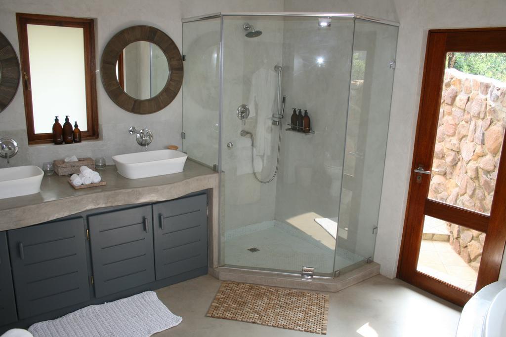 Mhondoro Safari Lodge & Villa Welgevonden Doğa Koruma Alanı Dış mekan fotoğraf