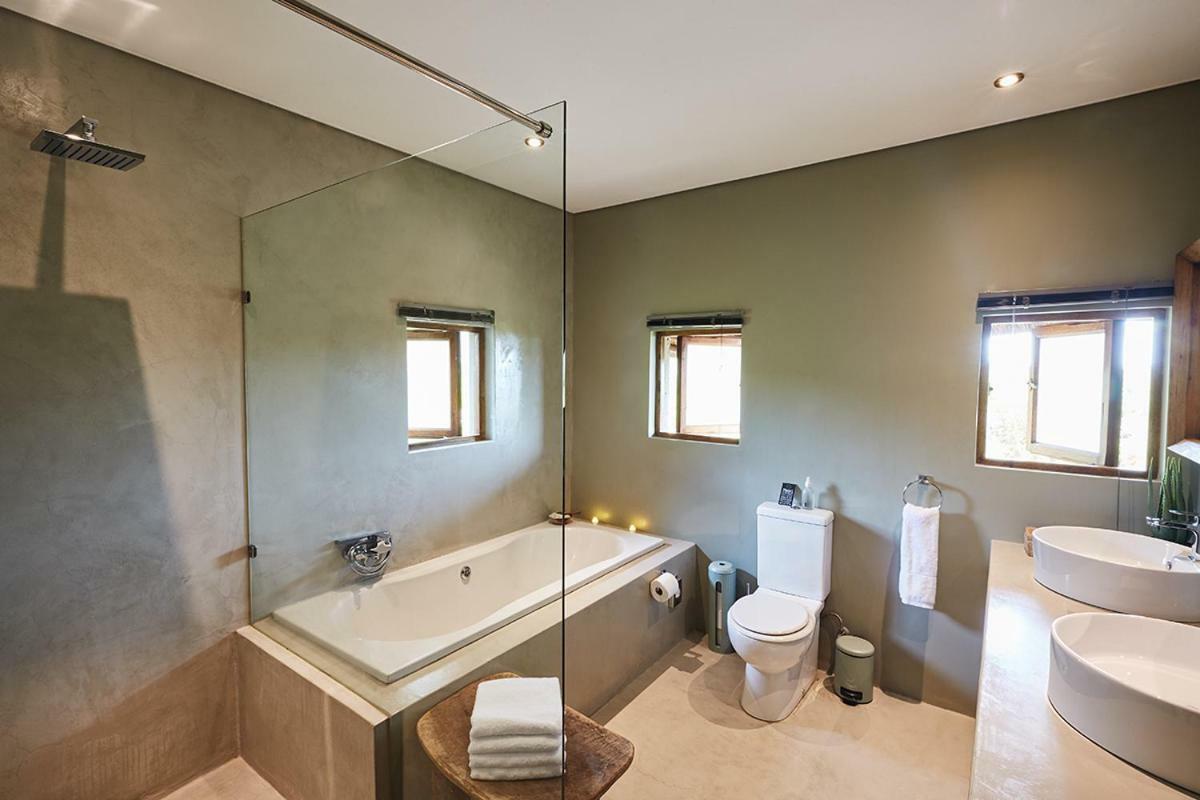 Mhondoro Safari Lodge & Villa Welgevonden Doğa Koruma Alanı Dış mekan fotoğraf